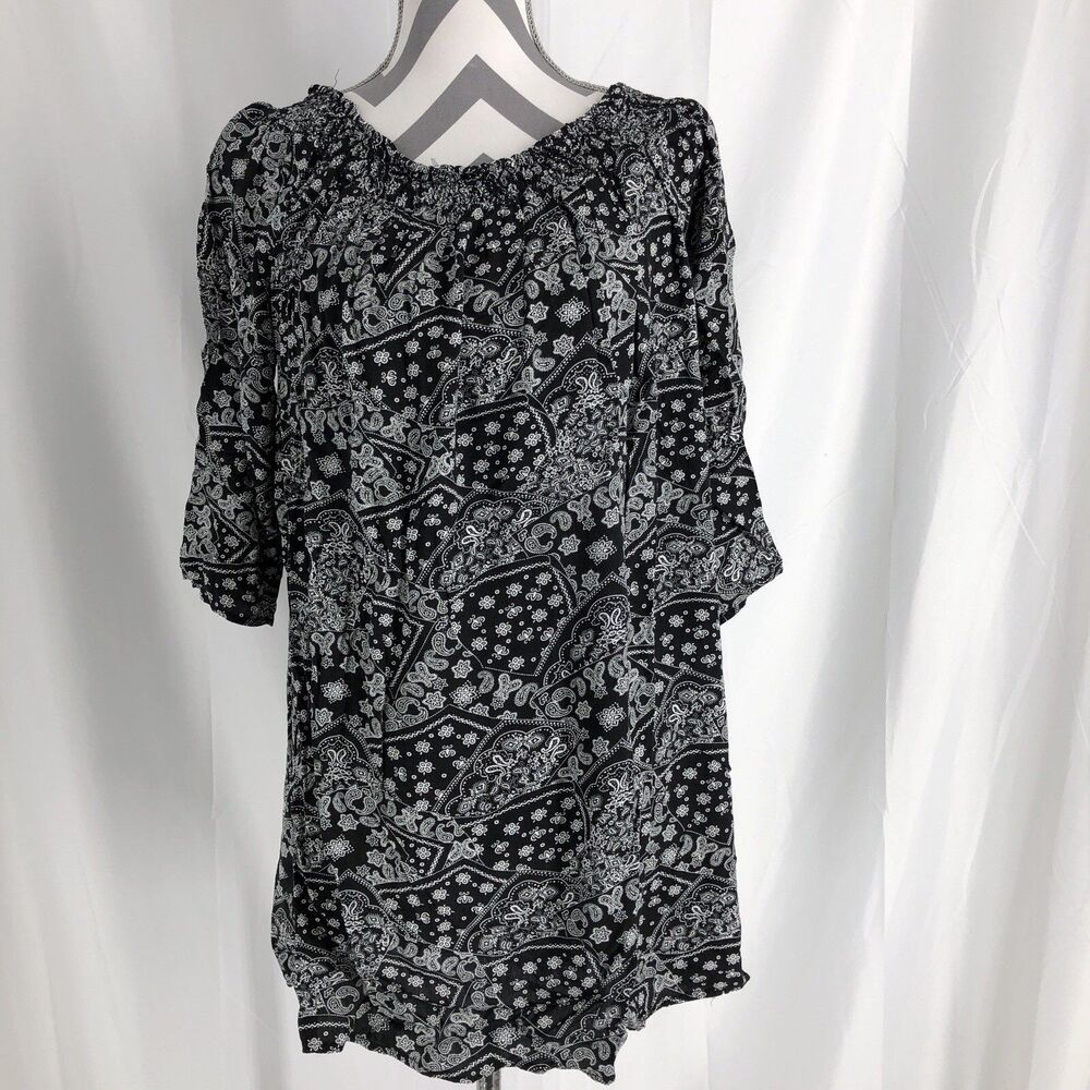 Molly Bracken Size XL Black Paisley Loose Tunic Blouse